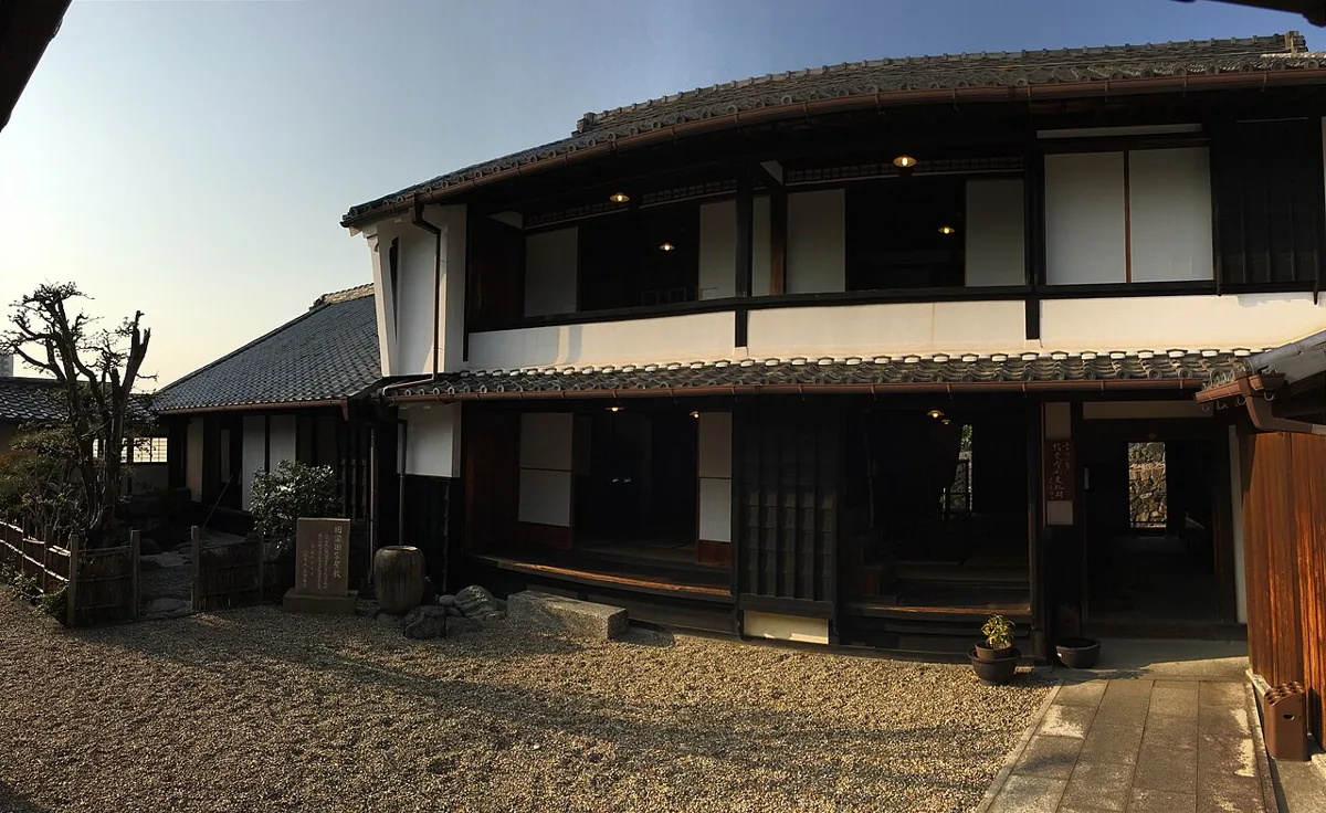 廻船問屋瀧田家の外観