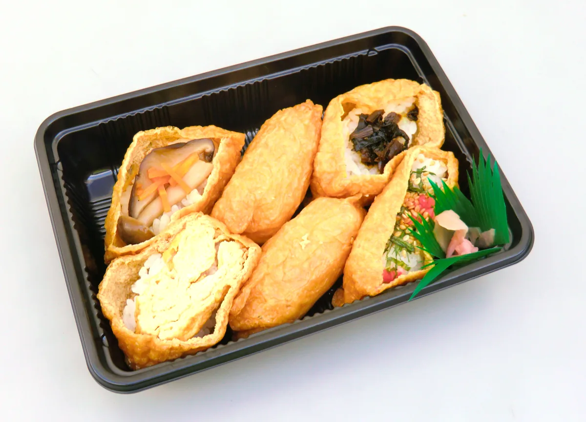 A Toyokawa inarizushi example with varied toppings
