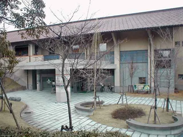 2006년 구타니야키 미술관 외관