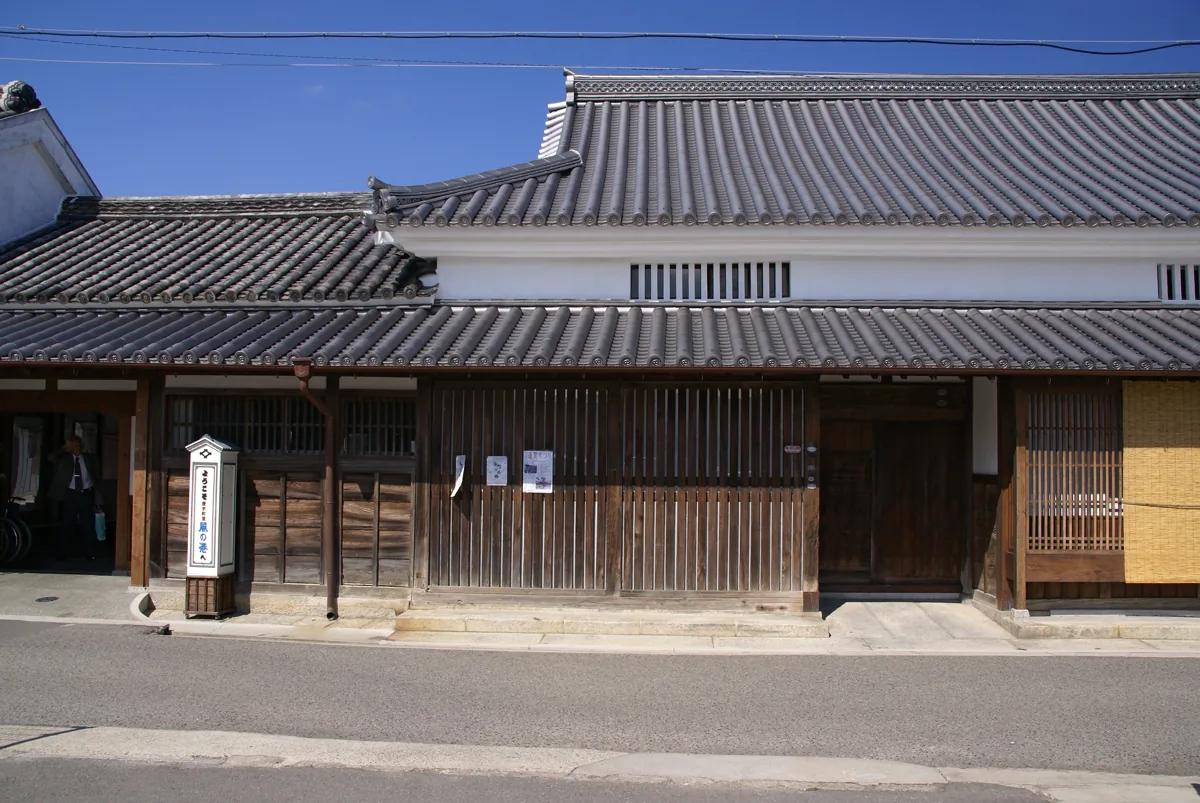 2007年の引田の讃州井筒屋敷外観