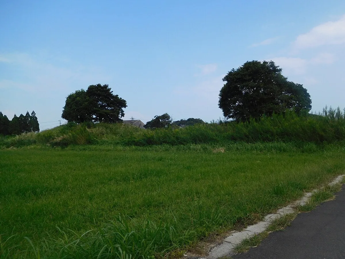 2015年の唐仁古墳群100号墳・役所塚