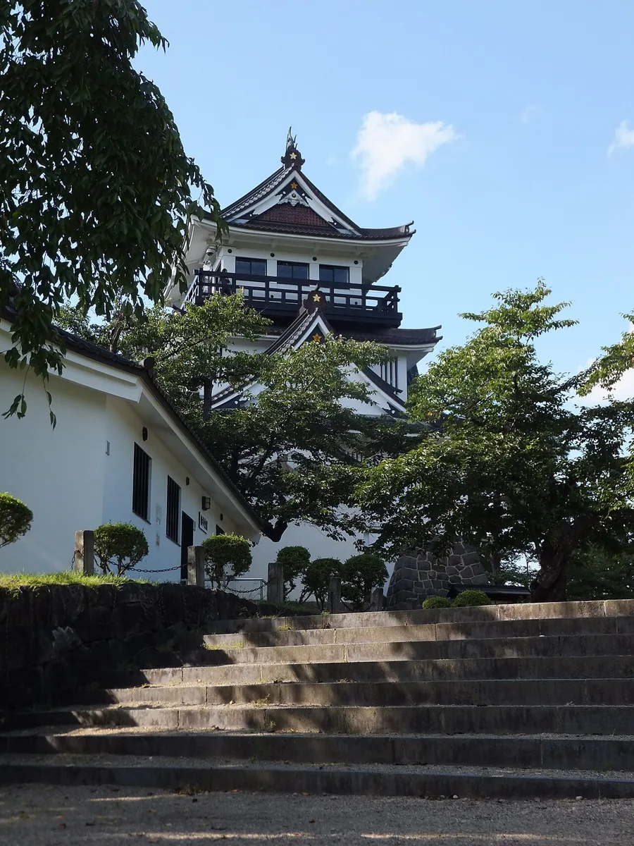 2013年9月の横手城の城型展望台