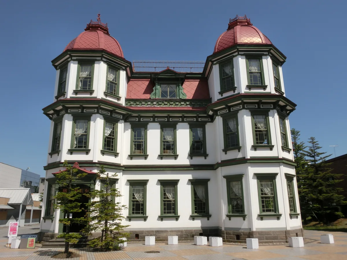 2019年の旧弘前市立図書館外観