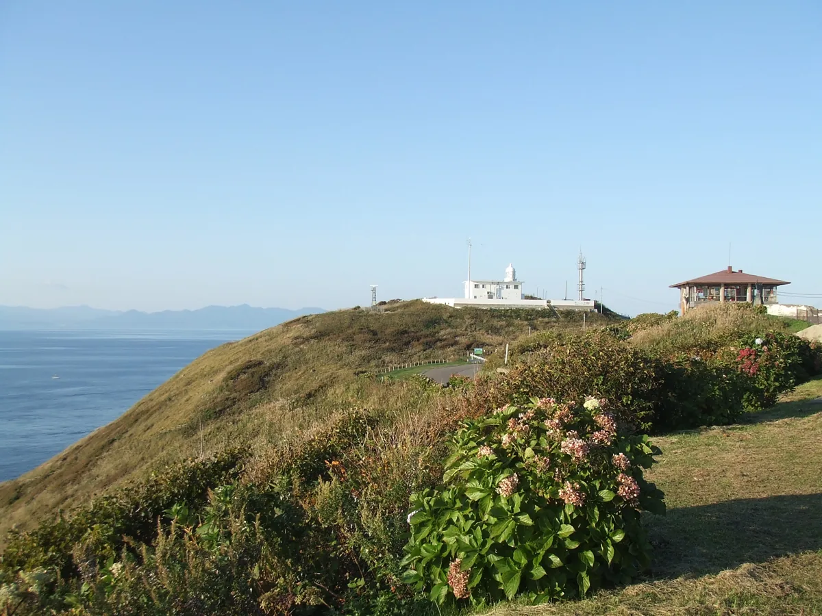 2007년 료피사키 등대 주변과 해안