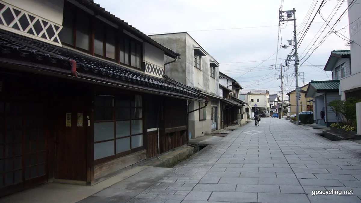 2009年11月の勝央町勝間田の町並み