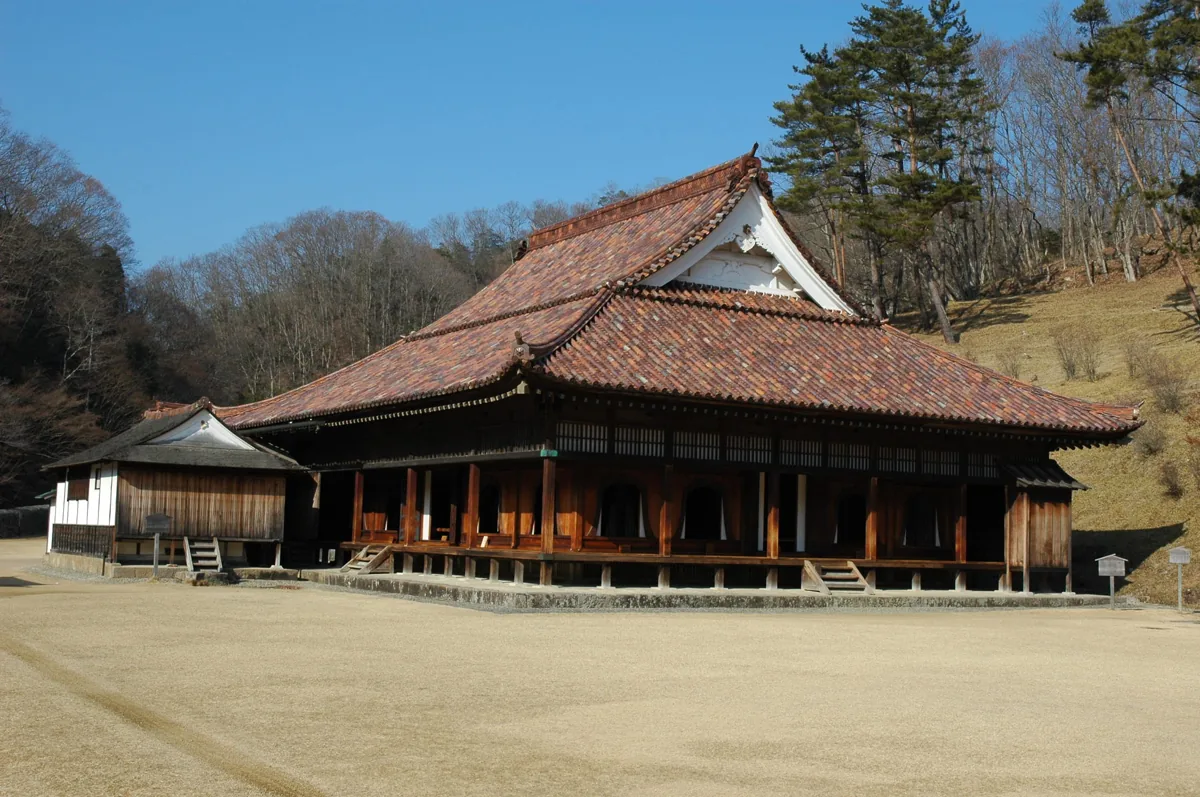 2006年1月の旧閑谷学校の講堂と小斎