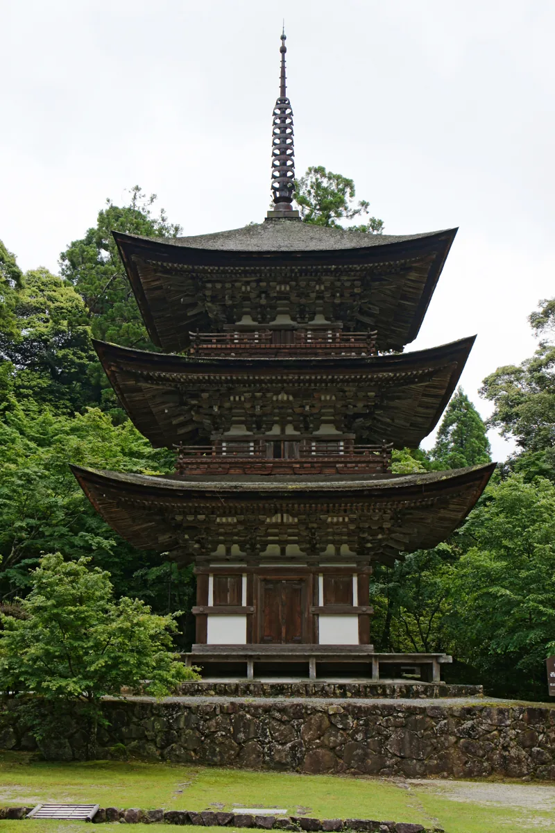 2010年の西明寺三重塔