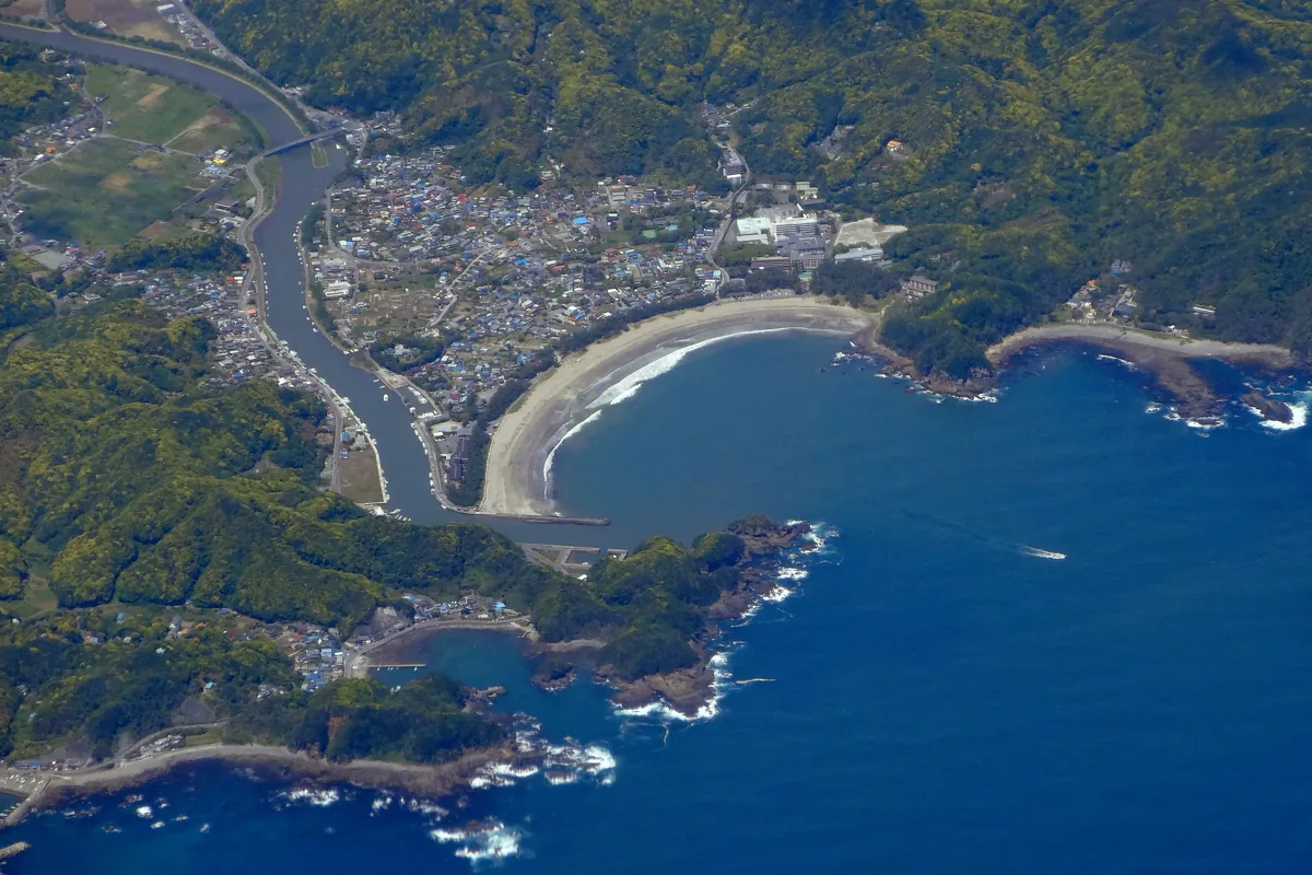 2013年5月の南伊豆・弓ヶ浜の空撮