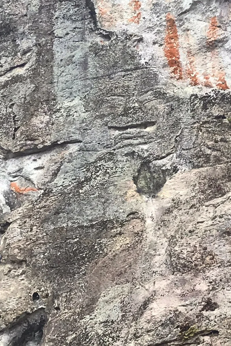 Photograph of Sanuki Stone Buddha
