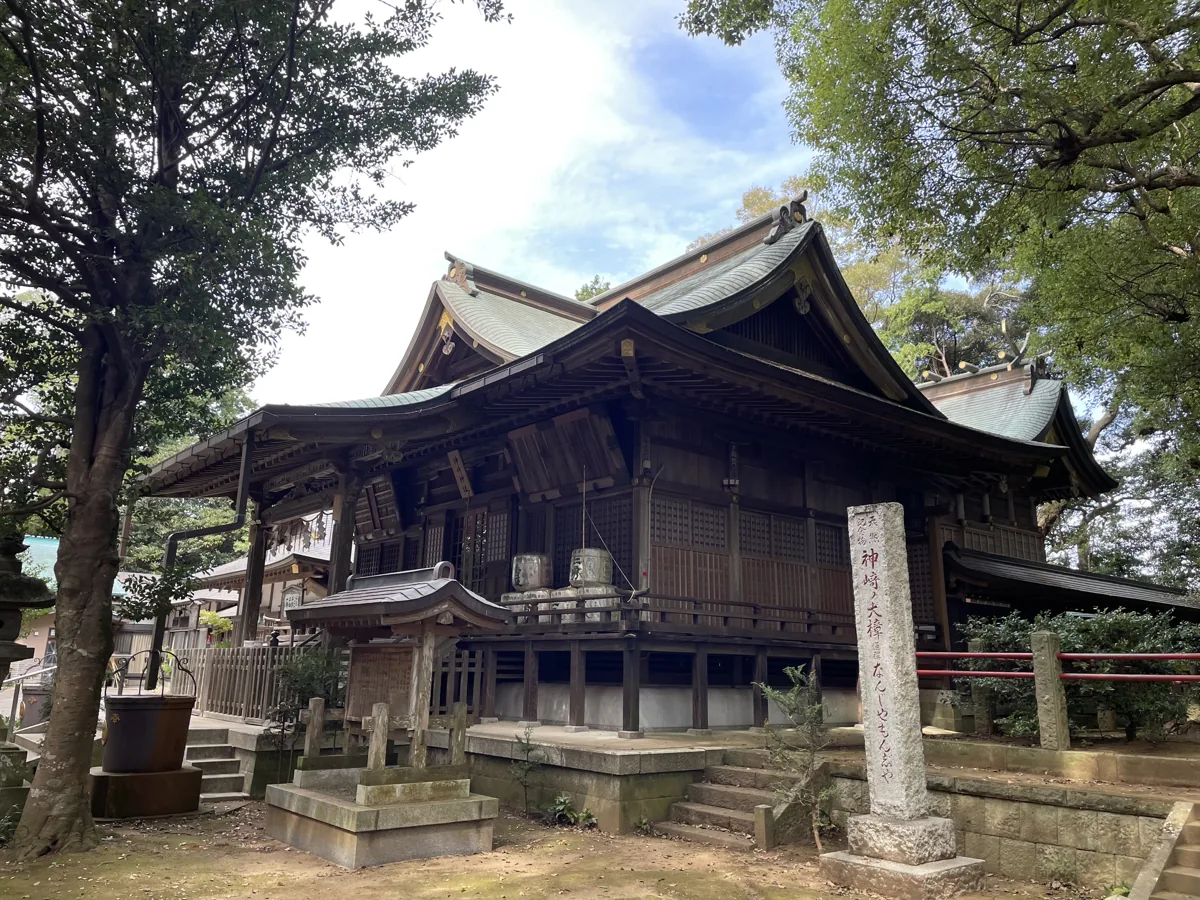 2023年の神崎神社の建物
