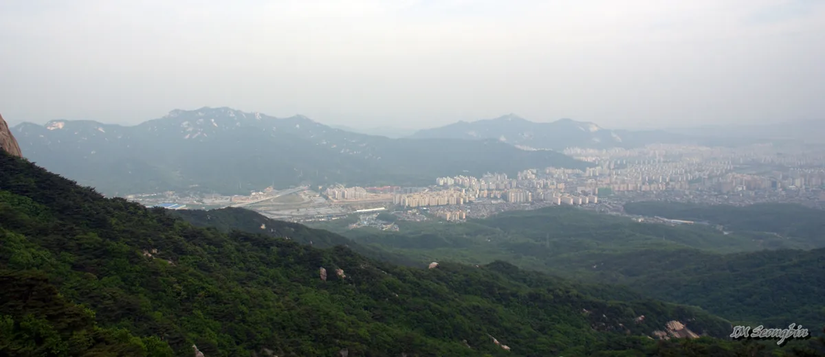 2009년 산에서 바라본 도봉구와 이웃 노원구